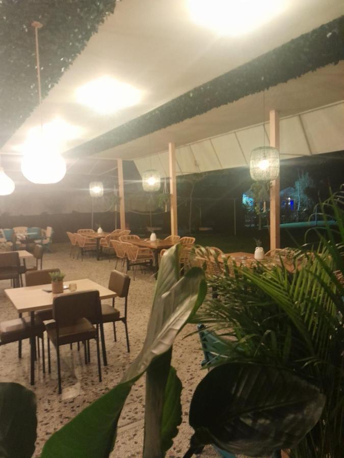 Hotel Thermaikos Korinós 외부 사진